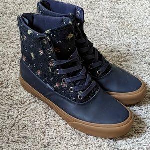 Vans women's high tops